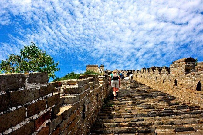 Private Day Tour of Mutianyu/Badaling Great Wall w/VIP Fast Pass - Key Points