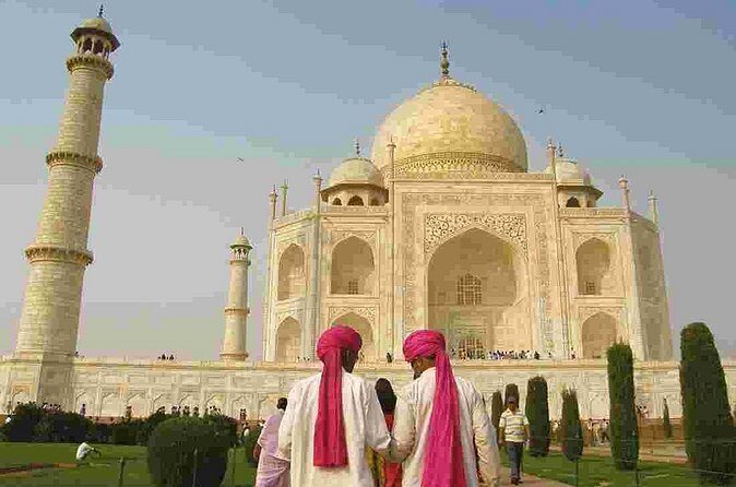 Private Day Tour of Taj Mahal and Agra Fort by Superfast Train All Inclusive. - FAQs