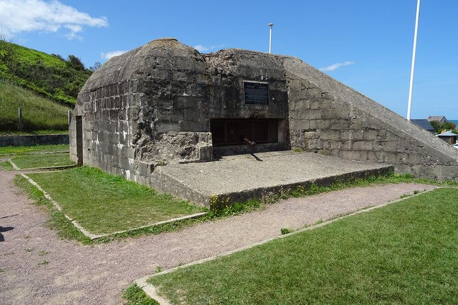 private-day-tour-omaha-beach-and-pointe-du-hoc