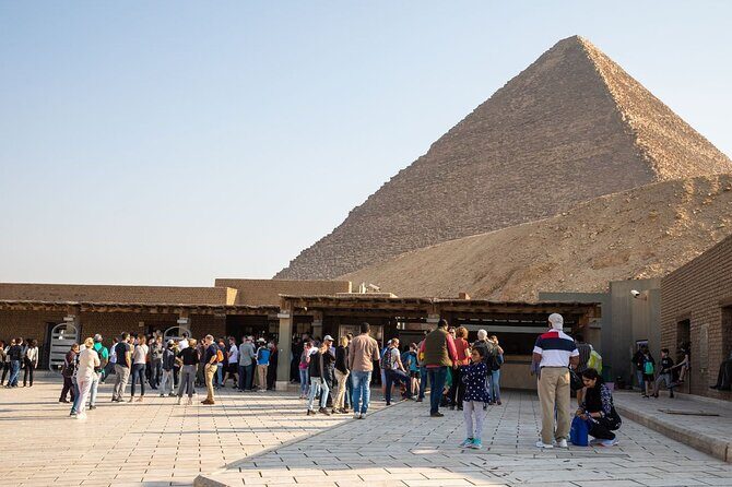 Private Day Tour Pyramids of Giza, Egyptian Museum and Bazaars - What’s Included and What’s Not