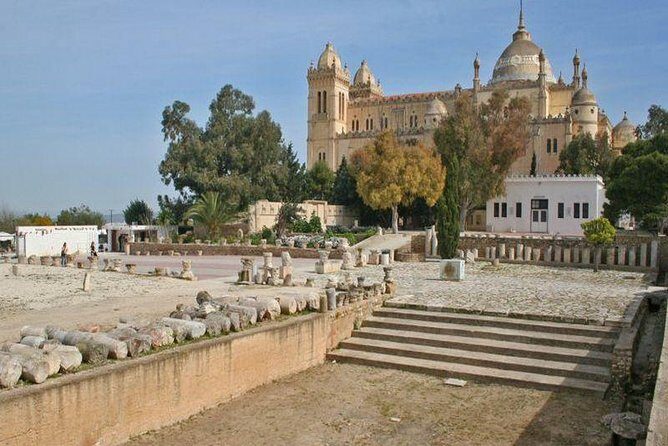 Private day tour Sidi Bousaid, Carthage and Hammamet departing from sousse - Exploring Tunis Medina and the Cultural Heartbeat