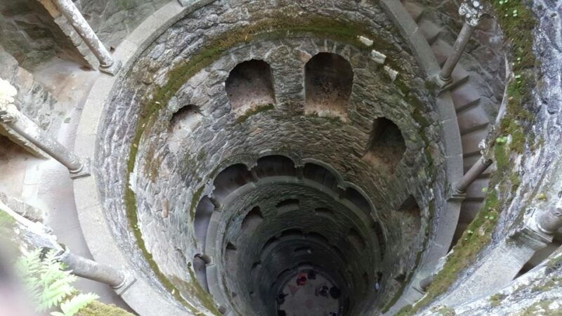 private-day-tour-sintra-pena-regaliera-and-cascais-cabo-roca