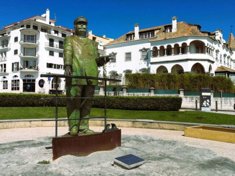 private-day-tour-sintra-pena-regaliera-and-cascais-cabo-roca