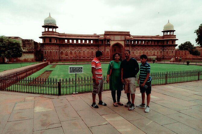 Private Day Tour Tajmahal Agra From Delhi - FAQ
