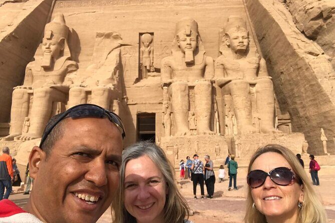 Private Day Tour to Abu Simbel Temples and Nubian Village From Aswan - Nubian Village: Cultural Authenticity and Scenic Charm