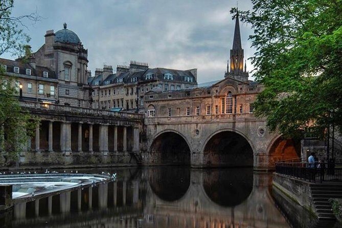 Private Day Tour to Bath, Avebury & The Cotswolds - FAQ