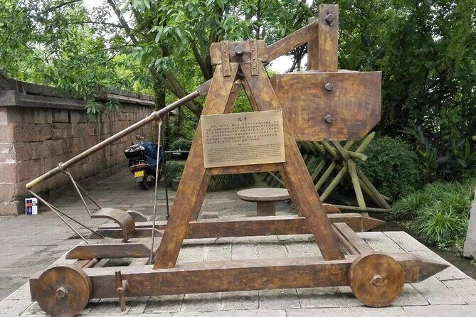 Private Day Tour to Fishing City and Laitan Old Town in Chongqing - Discovering Fishing City: A Fortress of Resistance