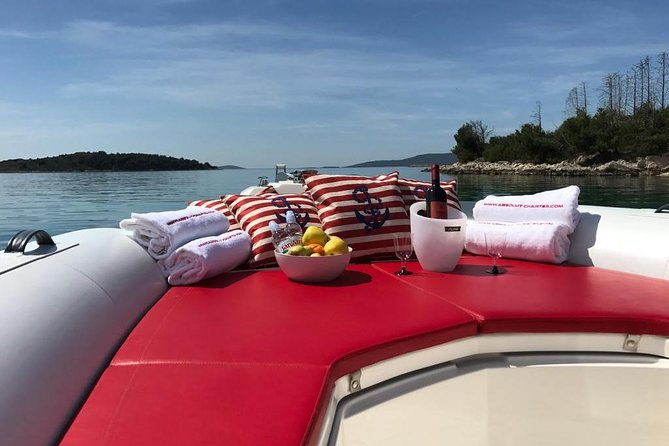 private-day-tour-to-golden-horn-brac-and-island-hvar