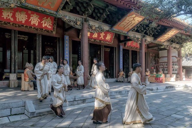 Private Day Tour to Jianshui City Highlights from Kunming - Key Points