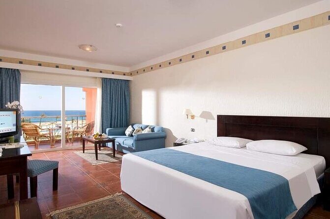 Private Day Tour To Red Sea included Lunch from Cairo & Giza - FAQ