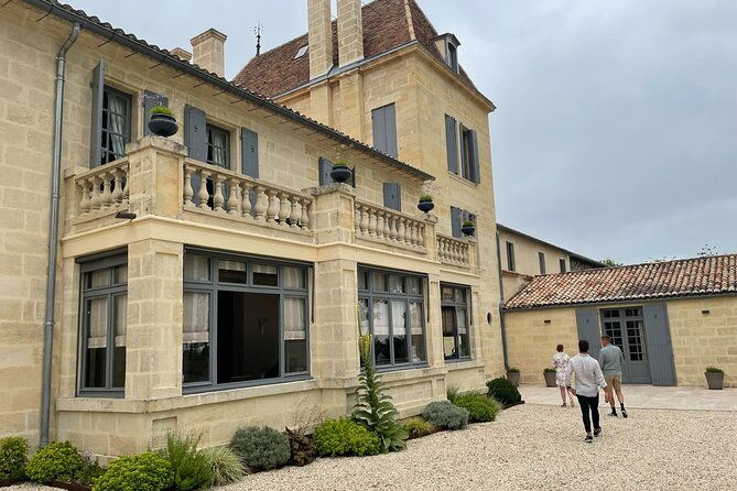 private-day-tour-to-saint-emilion-with-tasting-2