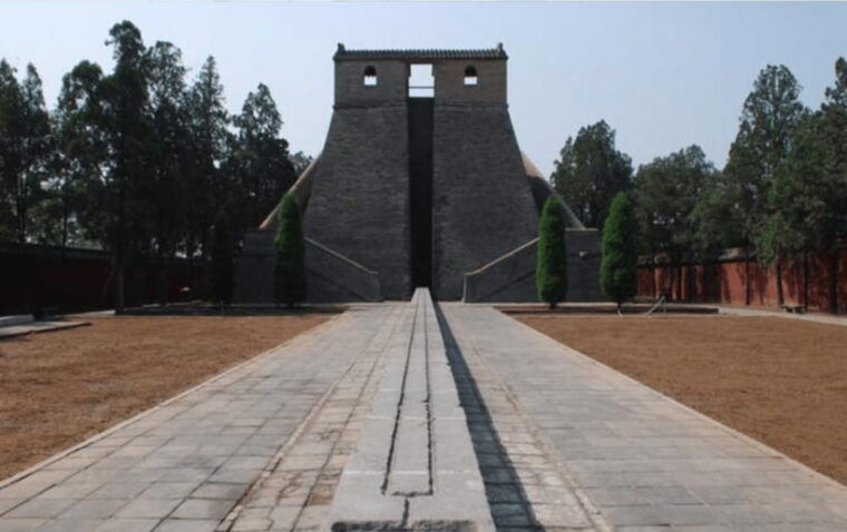 private-day-tour-to-shaolin-temple-yuan-dynasty-observatory