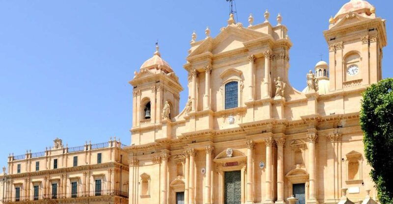 private-day-tour-to-siracusa-and-noto-from-catania