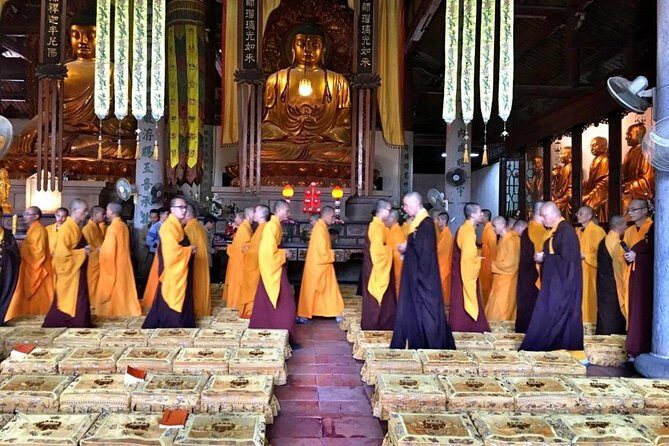 Private Day Tour to Visit Guanghua Temple and Meizhou Island from Xiamen - Authentic Experiences and Guides