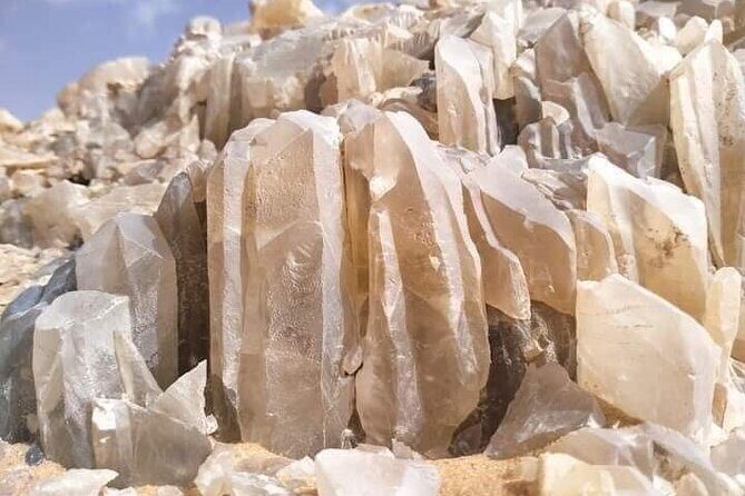 Private Day Tour To White Desert And Bahariya Oasis - The White Desert: Surreal Limestone Formations and Unique Landforms