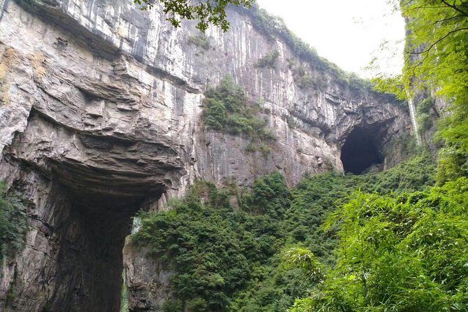 Private Day Tour to Wulong Karst from Chongqing Downtown - Lunch and Rest: Local Flavors