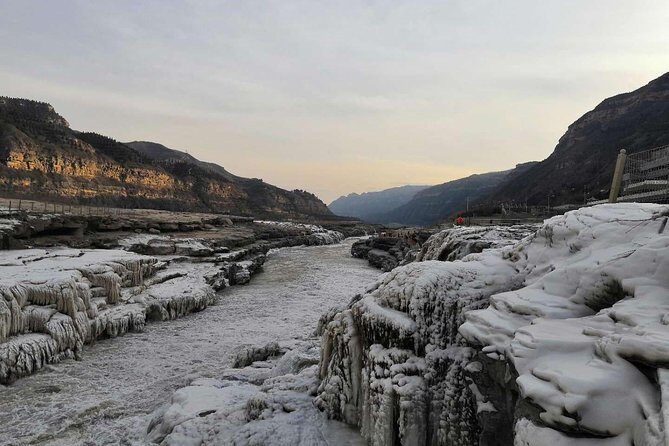 Private Day Tour: Yellow River Hukou Waterfall Tour From Xian - Key Points