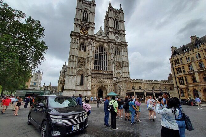 Private Day Tours in London - FAQs