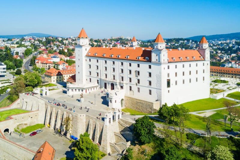 private-day-trip-budapest-bratislava-vienna-in-english