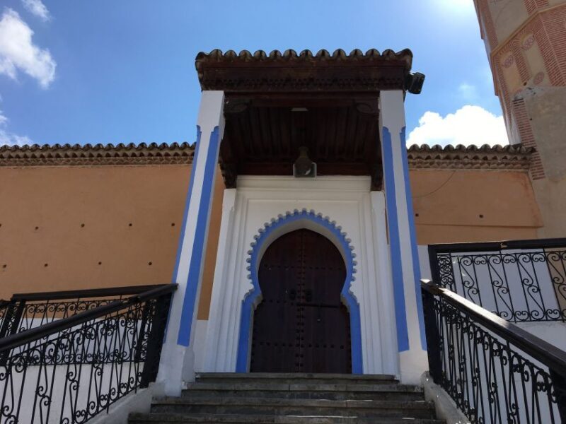 Private Day Trip from Casablanca to Chefchaouen & Medina. - Authentic Experiences and Tips