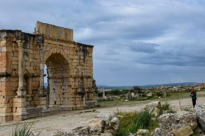 Private Day Trip from Fes to Volubilis & Meknes - The Experience in Detail