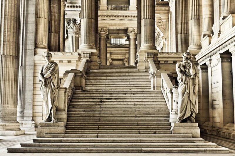 private-day-trip-from-munich-to-linderhof-palace-and-back