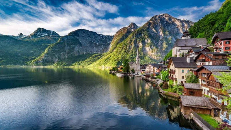 Private day trip from Salzburg to St. Gilgen & Hallstatt - Food, Flexibility, and Comfort