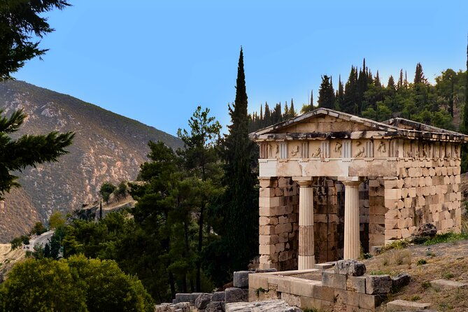 private-day-trip-of-delphi-from-athens