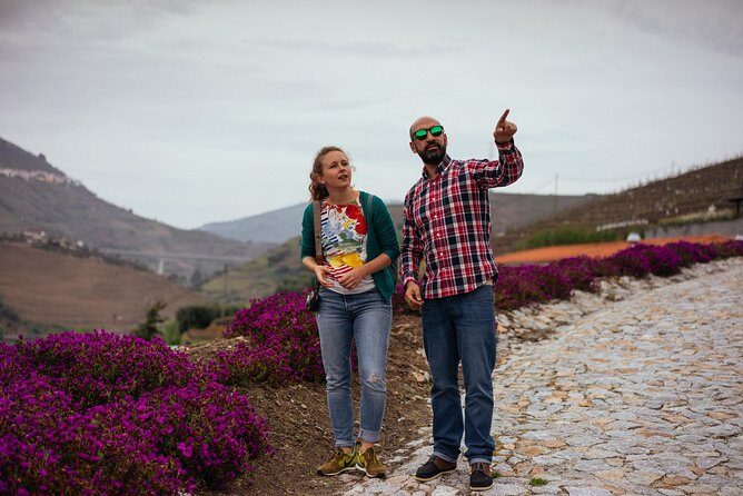 PRIVATE Day Trip Through Enchanting Douro Valley by Car & Boat - FAQs
