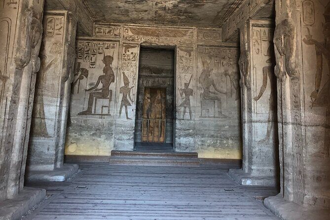 Private Day-trip to Abu Simbel, UNESCO World Heritage Site from Aswan - Return Journey and Scenic Views  