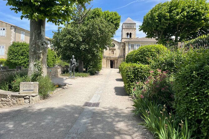 private-day-trip-to-arles-les-baux-de-provence-and-saint-remy-de-provence
