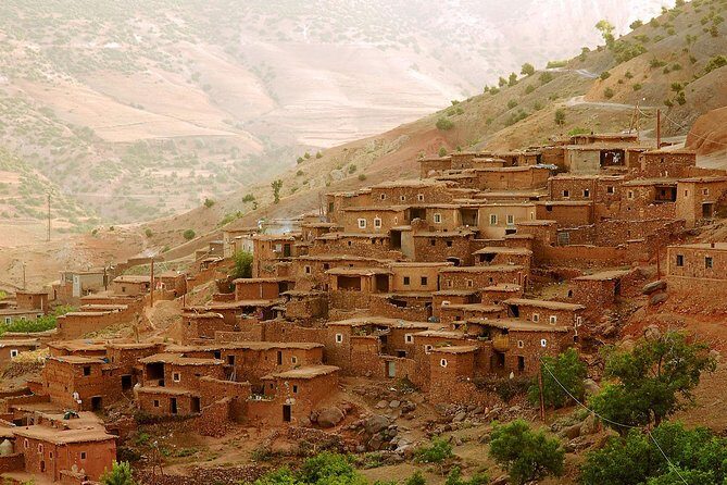 Private day trip to Atlas Mountains, Ourika waterfalls and weekly berber markets - Key Points