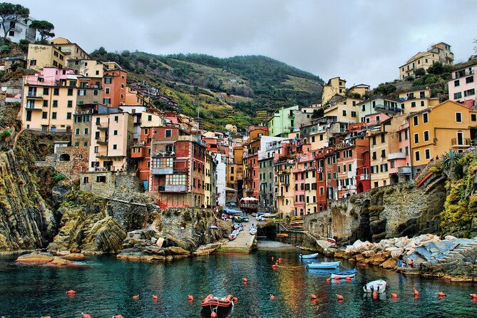 private-day-trip-to-cinque-terre-and-pisa-from-florence