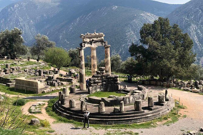 private-day-trip-to-delphi-from-athens