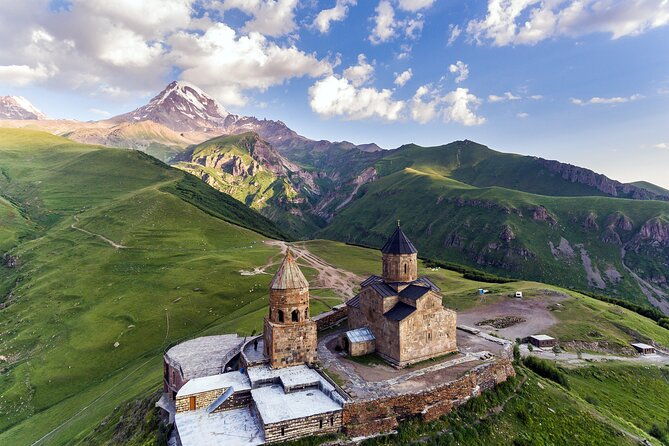 private-day-trip-to-kazbegi-the-most-popular-tour-in-georgia-2