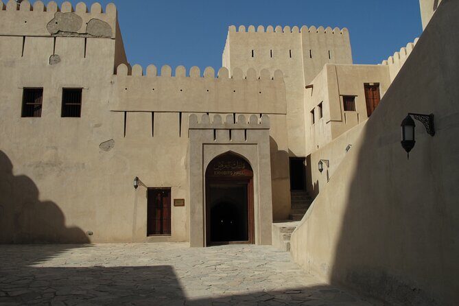 Private Day Trip to Nizwa, Jabal Akhdar (Green Mountain) & Birkat Al Moz - Wrapping It Up