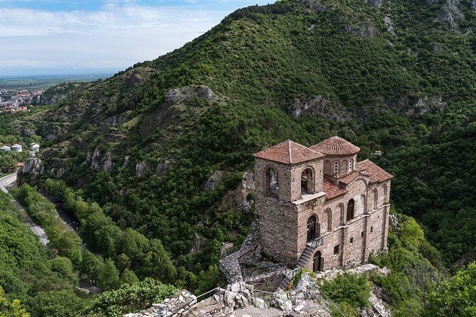 Private Day Trip to Plovdiv and Asen's Fortress - Key Points