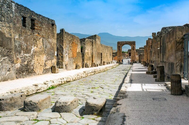 private-day-trip-to-pompeii-and-amalfi-coast-from-rome