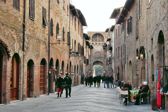 private-day-trip-to-siena-san-gimignano-chianti-and-pisa-from-florence