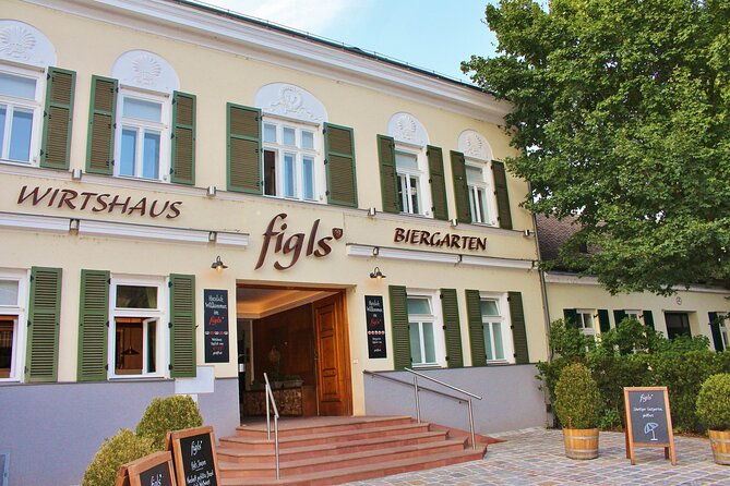 private-day-trip-to-the-village-of-grinzing-from-vienna-with-a-local