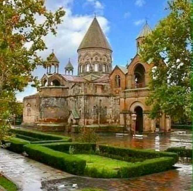 Private Day Trip to UNESCO Heritage: Etchmiadzin & Zvartnots - Discover Armenia’s UNESCO Treasures on a Private Day Trip