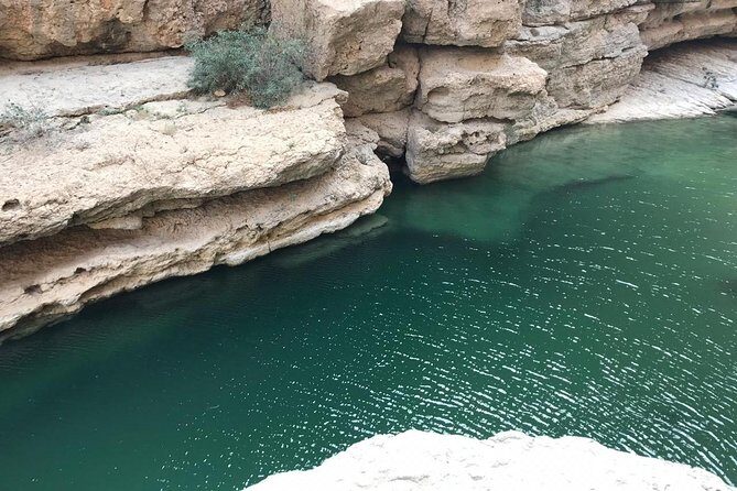 Private Day Trip to Wadi Shab & Bimmah Sinkhole Price Up To 5 Persons - What’s Included and What’s Not?