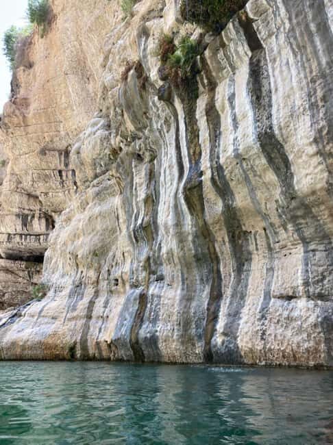 Private Day Trip to Wadi Tiwi, Fins Beach, Bimmah Sinkhole - Wadi Tiwi: Oman’s Natural Marvel
