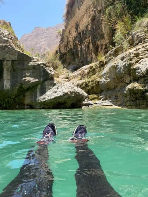 Private Day Trip to Wadi Tiwi, Fins Beach, Bimmah Sinkhole - Authentic Experiences & Insights from Visitors