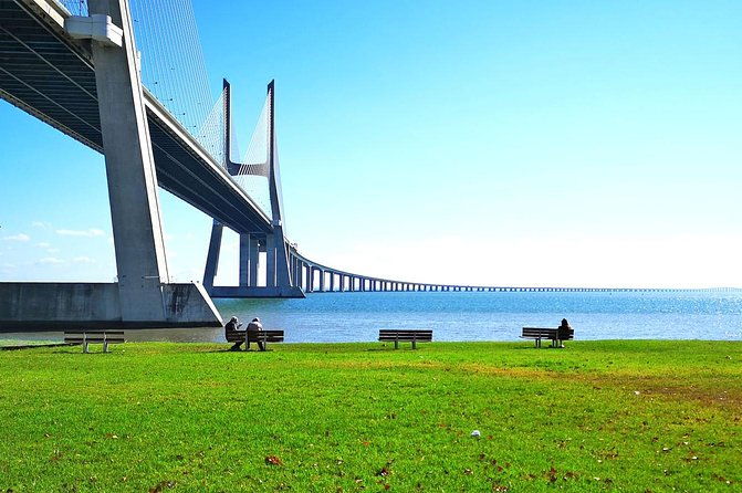 private-day-trip-visiting-lisbon-from-west-to-east