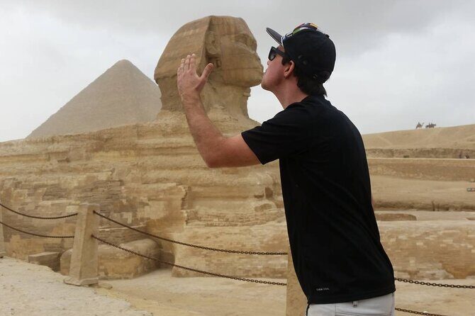 Private DayTour to Giza pyramids with Camel riding Plus Egyptian Museum - Optional Stop at Khan El Khalili Bazaar