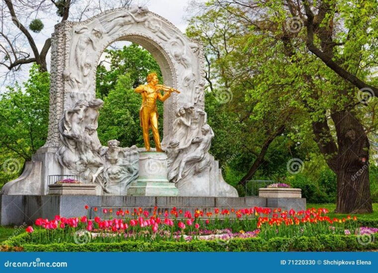 private-daytour-to-vienna-from-budapest-with-pro-guide