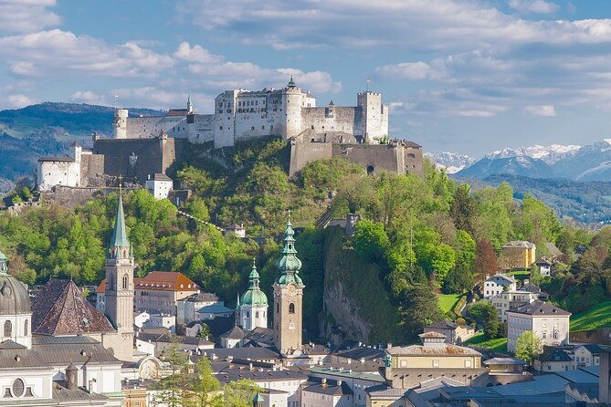 private-daytrip-from-munich-to-eagles-nest-salzburg-and-back