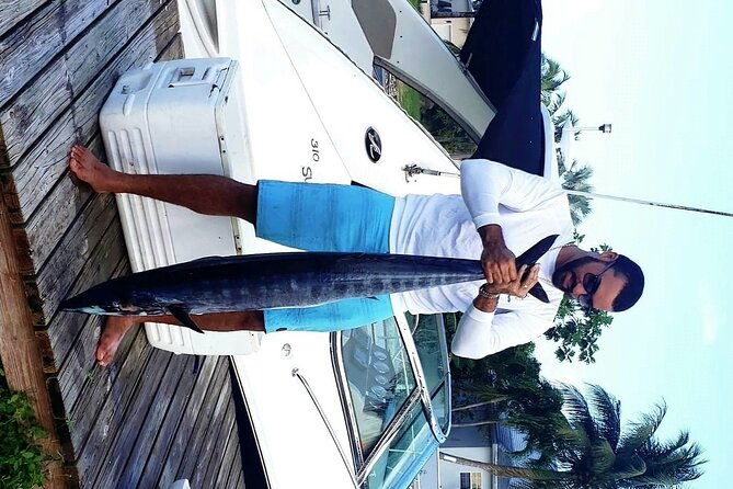 private-deep-sea-fishing-experience-in-grand-cayman