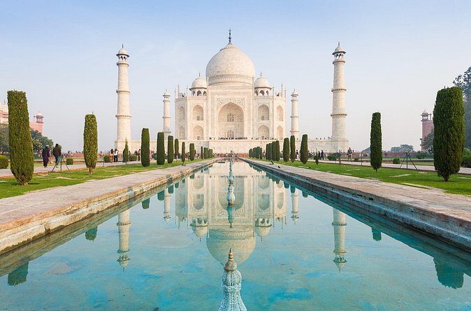 Private : Delhi To Agra Transfer - Analyzing the Price and Value